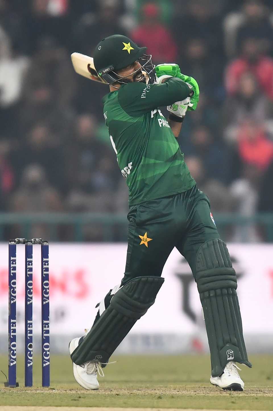 Shadab Khan hit five sixes in a 19-ball 46, Pakistan vs Australia, 3rd T20I, Lahore, February 1, 2026