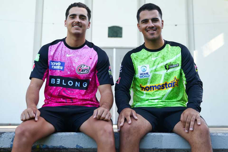 Joel (left) and Ollie Davies (right) are set to be BBL teammates next season at Sydney Sixers