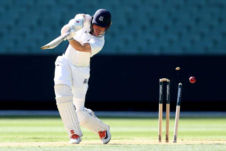 Harry Dixon was bowled after being subbed into the match, Victoria vs Queensland, Sheffield Shield, MCG, February 5, 2026
