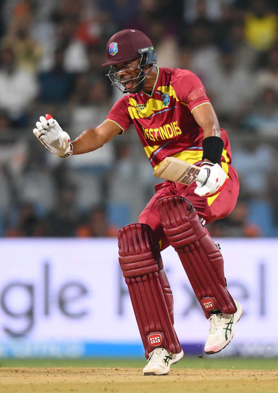 Roston Chase walked in at No. 4 after West Indies' early wobble, England vs West Indies, ICC Men's T20 World Cup, Mumbai, February 11, 2026