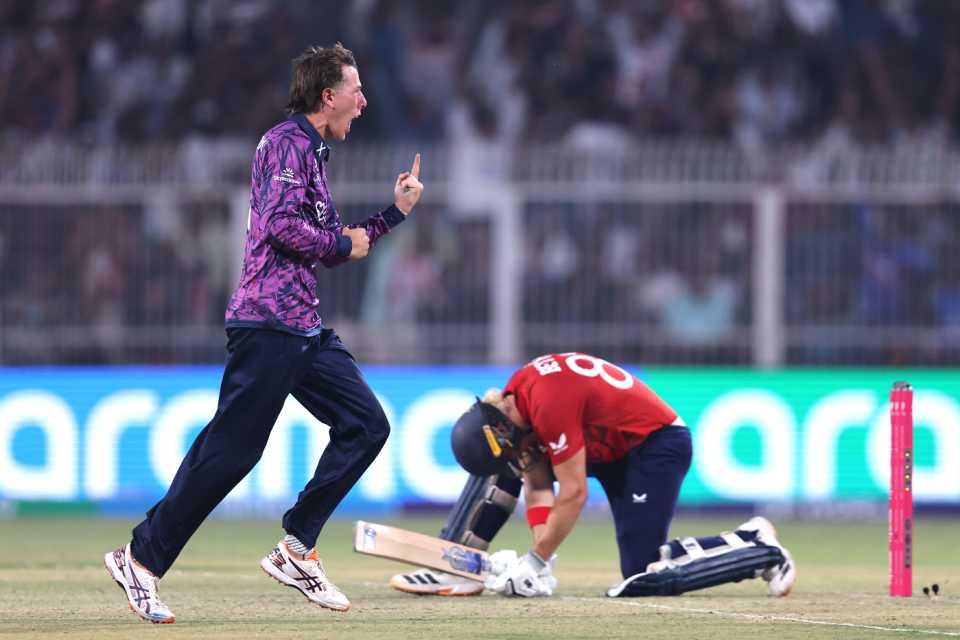 Jacob Bethell fell to a ramp-sweep as England stumbled, England vs Scotland, T20 World Cup, Group C, Kolkata, February 14, 2026