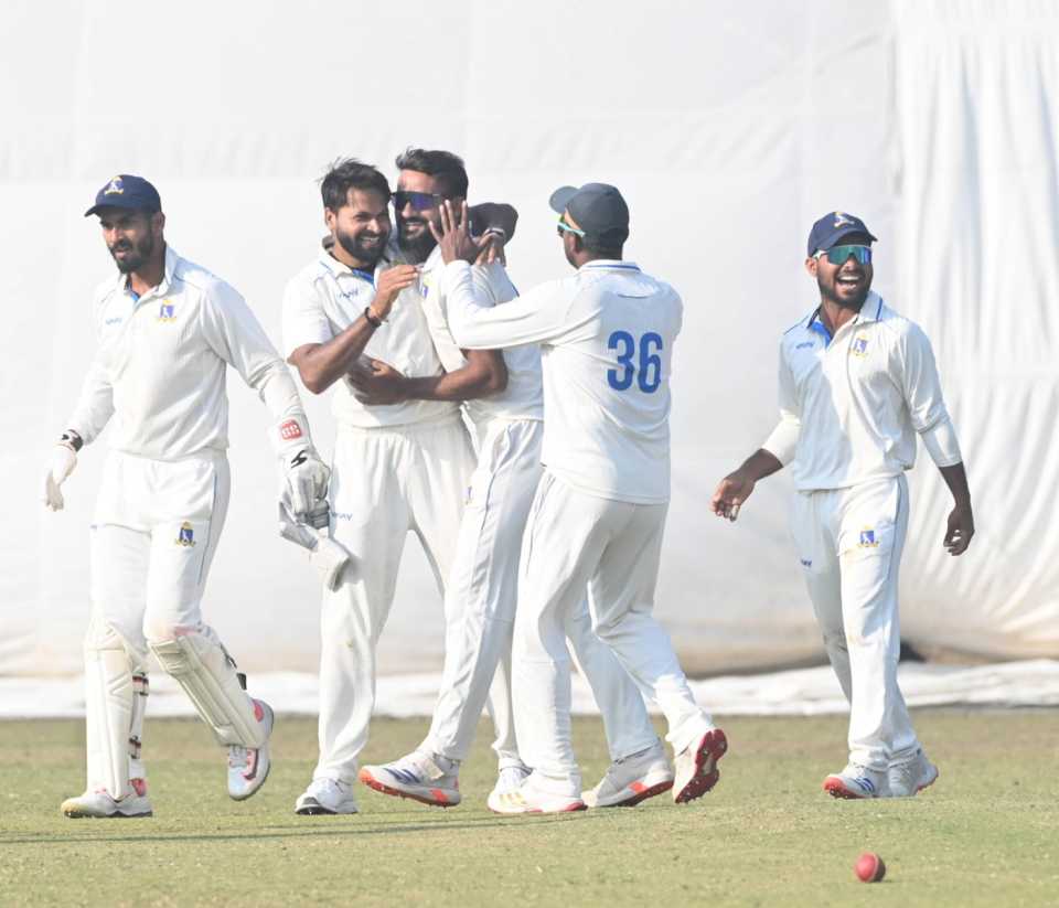 Mukesh Kumar struck early, Bengal vs Jammu and Kashmir, Ranji Trophy, 2nd semi-final, Kalyani, 2nd day, February 16, 2026