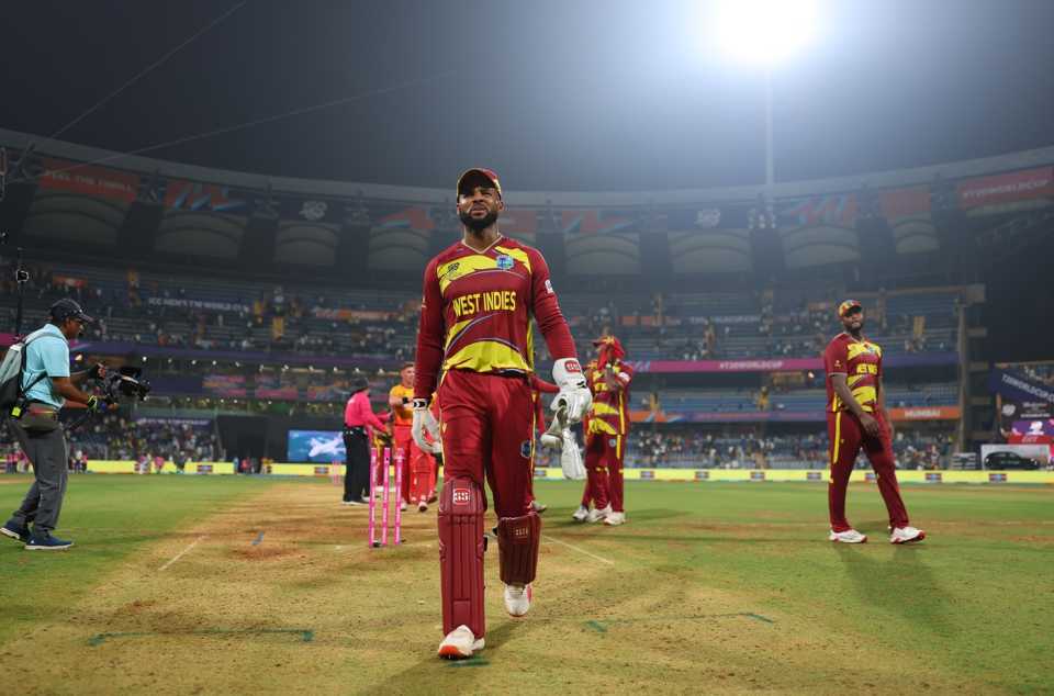 Shai Hope walks back a proud captain after completing the win, Zimbabwe vs West Indies, Men's T20 World Cup, Mumbai, February 23, 2026