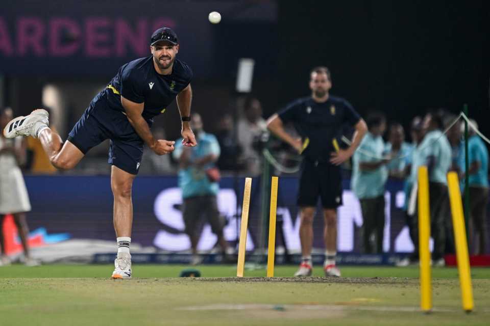 Aiden Markram has been handy with his part-time offspin, New Zealand vs South Africa, T20 World Cup, 1st semi-final, Kolkata, March 4, 2026