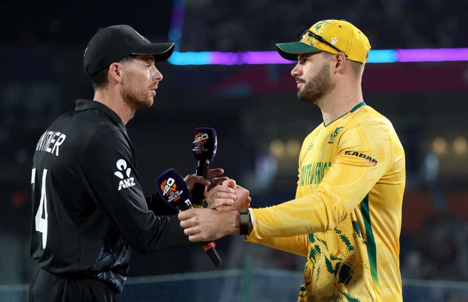 Mitchell Santner won the toss and opted to bowl against Aiden Markram's side, New Zealand vs South Africa, T20 World Cup, 1st semi-final, Kolkata, March 4, 2026