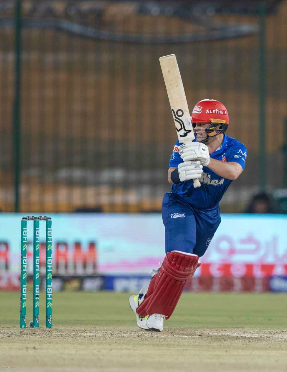 Mark Chapman kept one end going with his innings of 42, Hyderabad Kingsmen vs Islamabad United, PSL 2026, Karachi, April 12, 2026