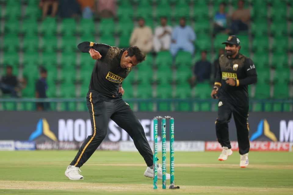 Mohammad Ali celebrates the big wicket of Steven Smith, Hyderabad Kingsmen vs Multan Sultans, PSL, Eliminator, Lahore, April 29, 2026
