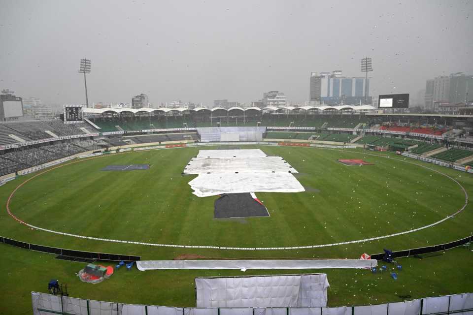 Rain stopped play in the second session, Bangladesh vs Pakistan, 1st Test, Mirpur, 3rd day, May 10, 2026