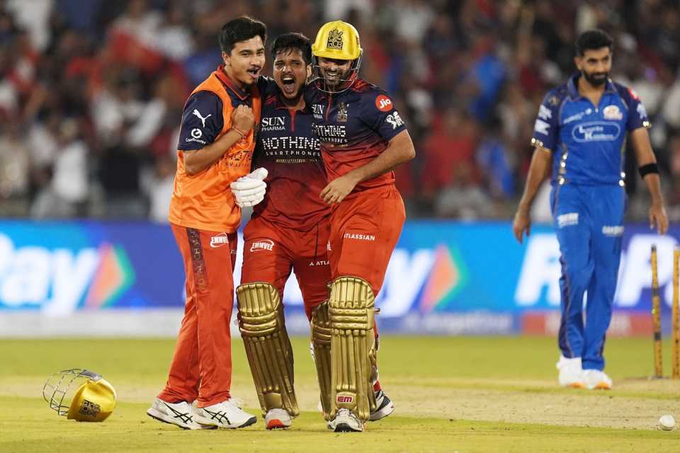 Bhuvneshwar Kumar and Rasikh Salam celebrate after Royal Challengers Bengaluru won a last-ball thriller, Royal Challengers Bengaluru vs Mumbai Indians, IPL 2026, Raipur, May 10, 2026
