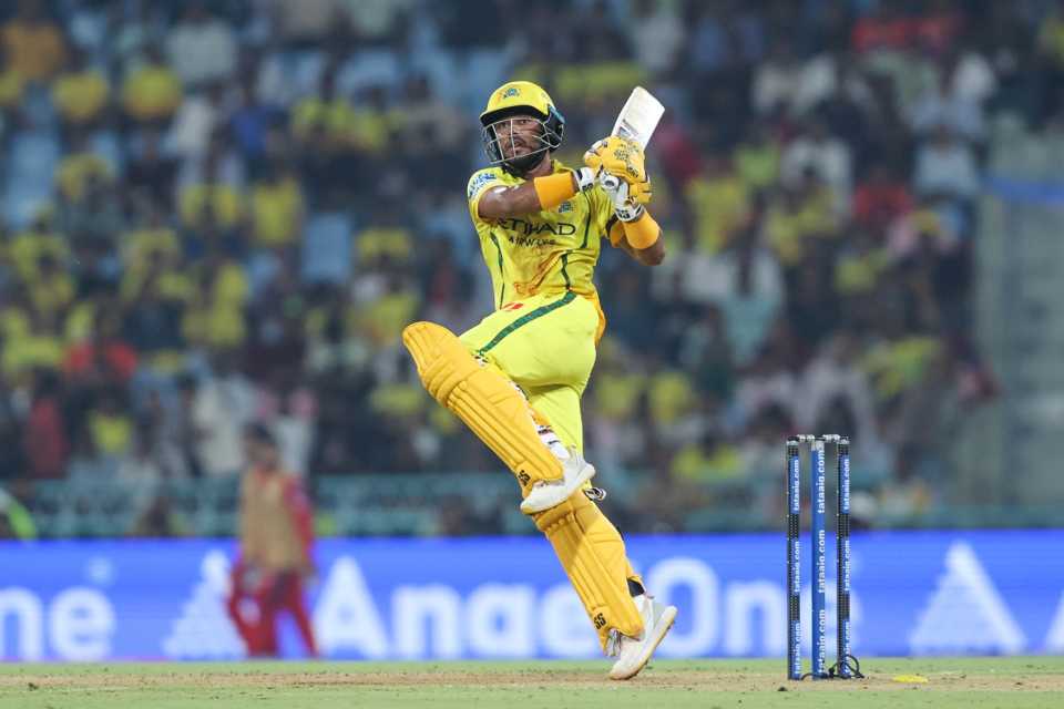 Kartik Sharma swings one away, Lucknow Super Giants vs Chennai Super Kings, IPL, Lucknow, May 15, 2026