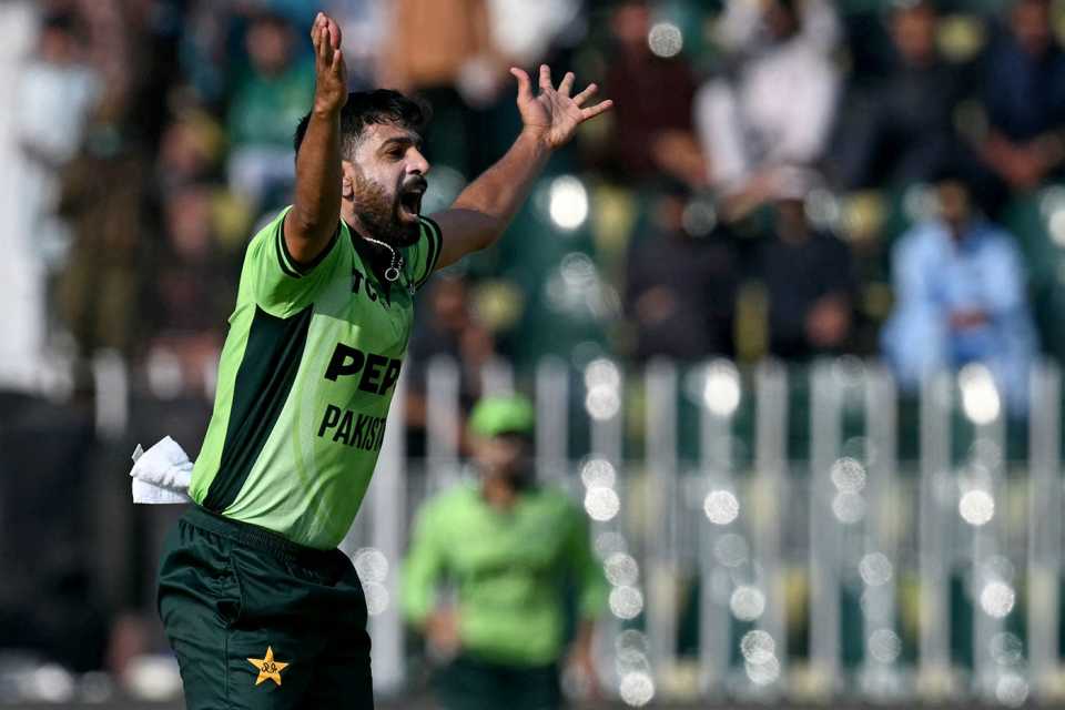 Haris Rauf had a couple of big early shouts for lbw, Pakistan vs Australia, 1st ODI, Rawalpindi, May 30, 2026