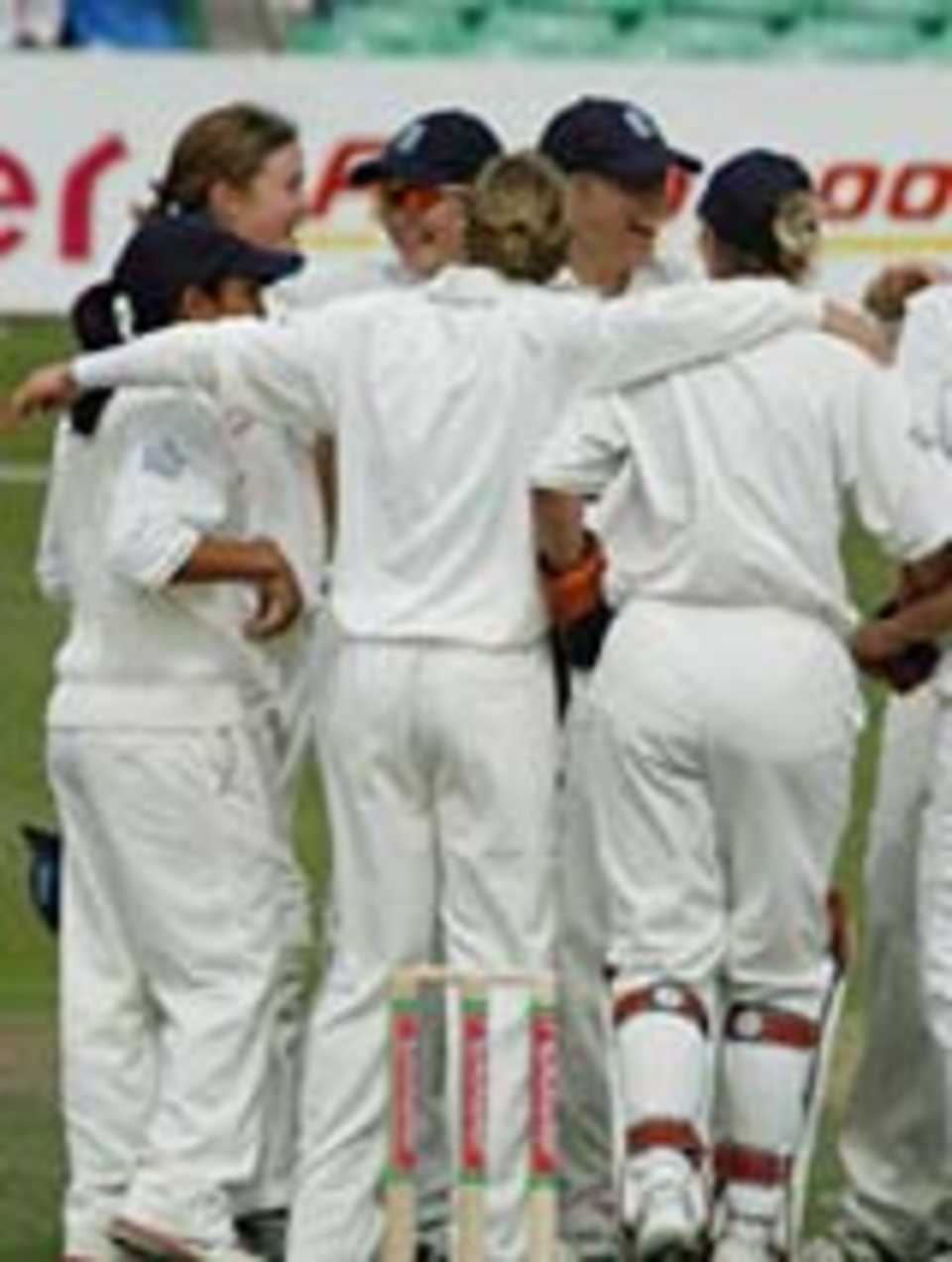 England celebrate another Australian wicket