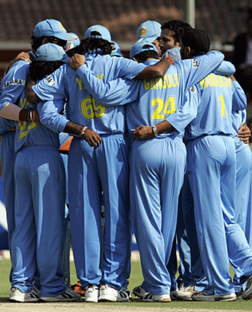 India come together to form their huddle after a victory against Zimbabwe, Zimbabwe v India, Harare, August 29, 2005