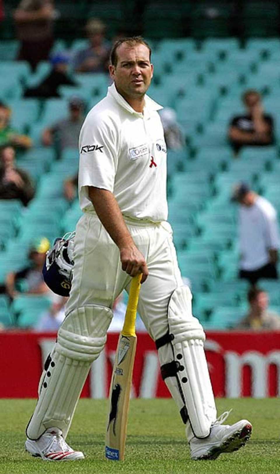 Jacques Kallis remained unbeaten on 39, Australia v World XI, Super Test, Sydney, 4th Day, October 17, 2005