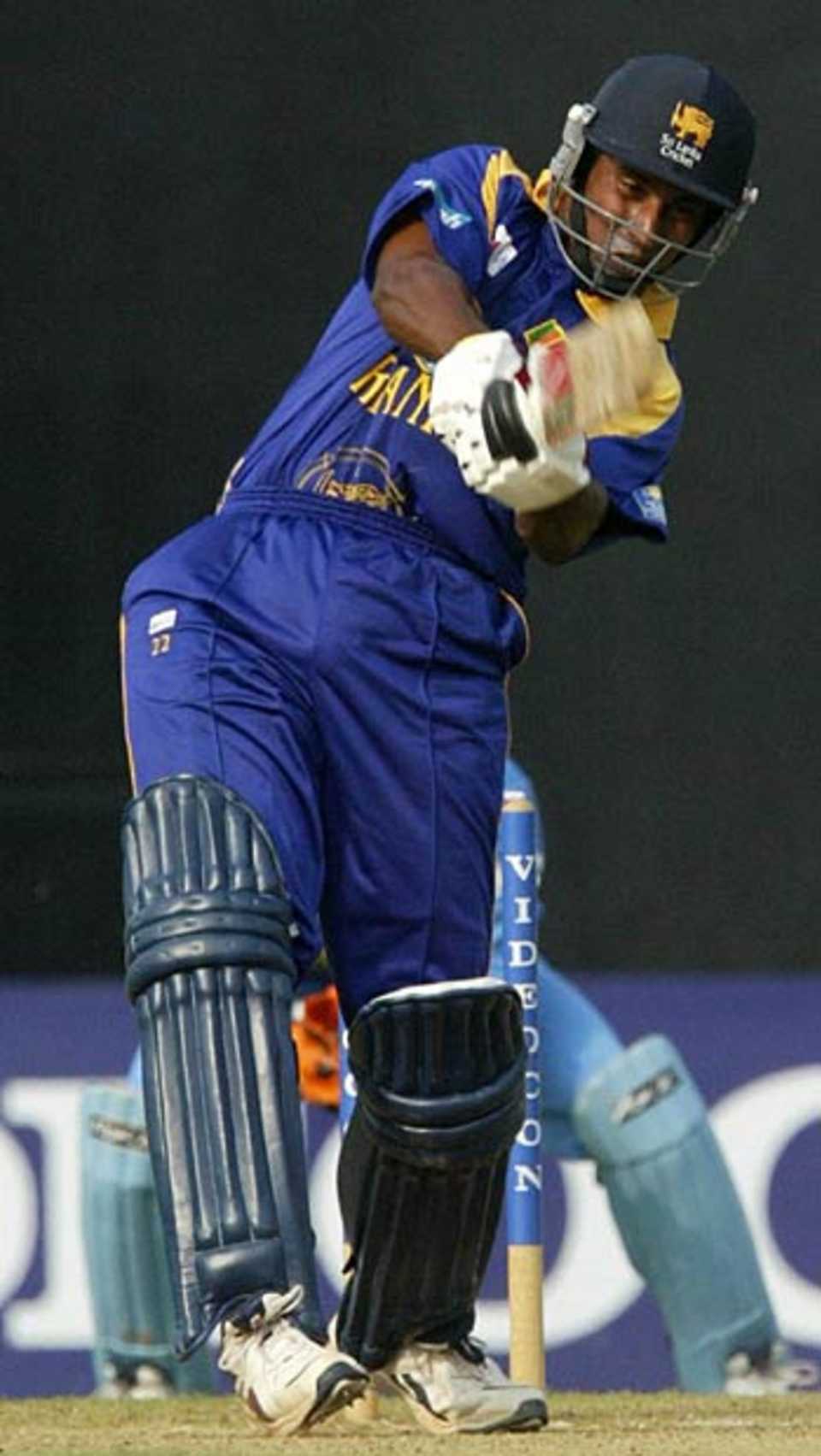Chaminda Vaas' unbeaten 37 added some respectability to the Sri Lankan score, India v Sri Lanka, Videocon Cup, 1st ODI, Nagpur, October 25, 2005