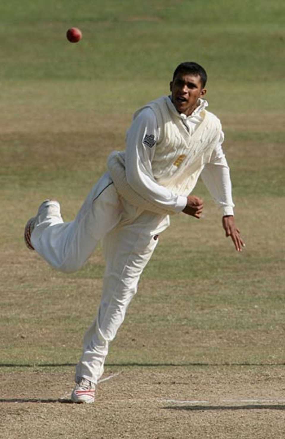 Adil Rashid on his way to 8 for 157against India Under-19s