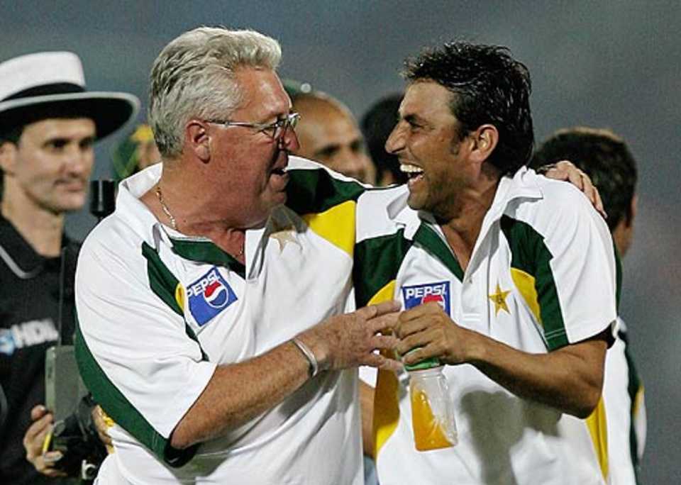 Bob Woolmer and Younis Khan can't contain their joy after Pakistan's victory