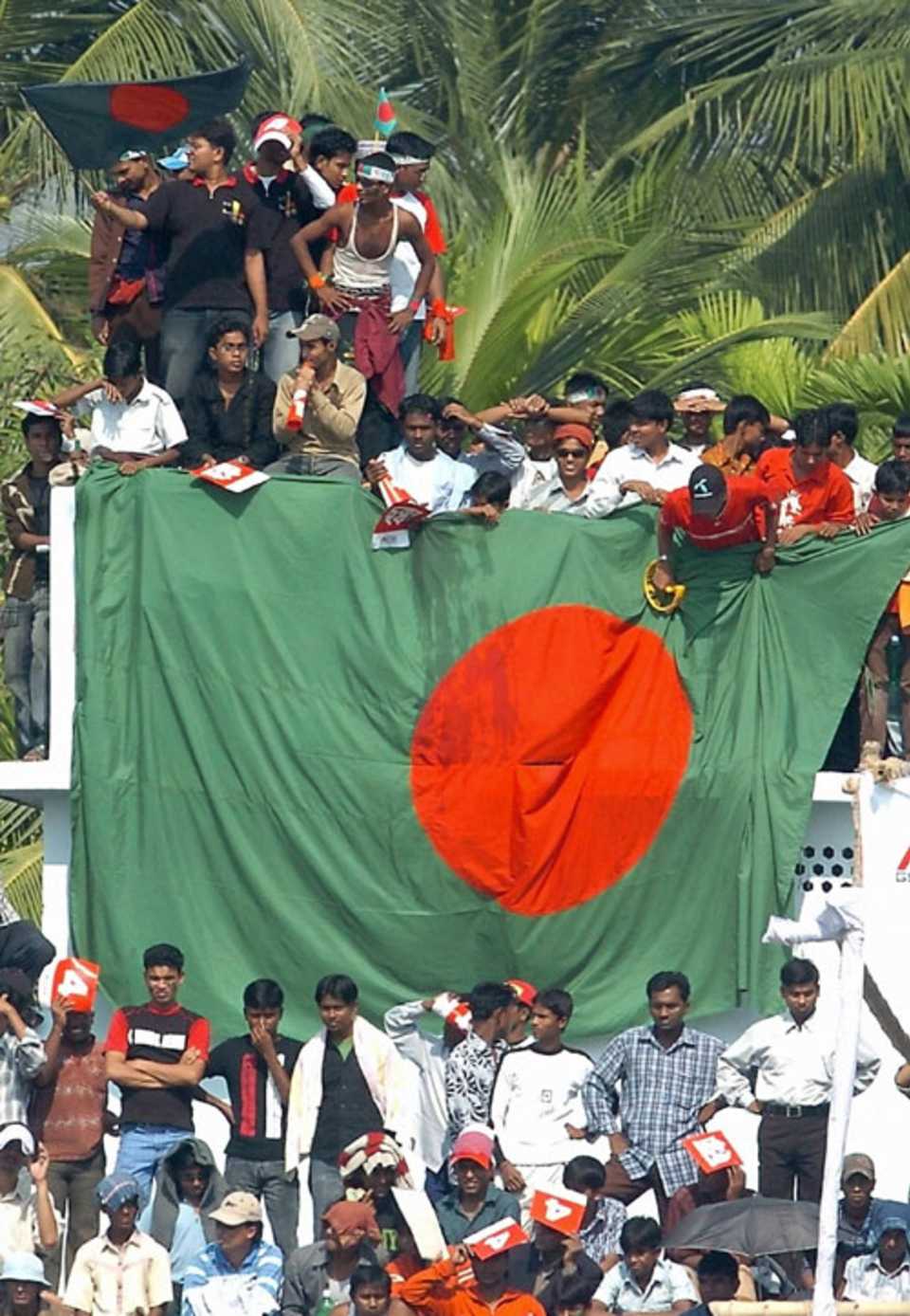 Bangladesh supporters revel in victory, Bangladesh v Zimbabwe, 1st ODI, Khulna, November 30, 2006