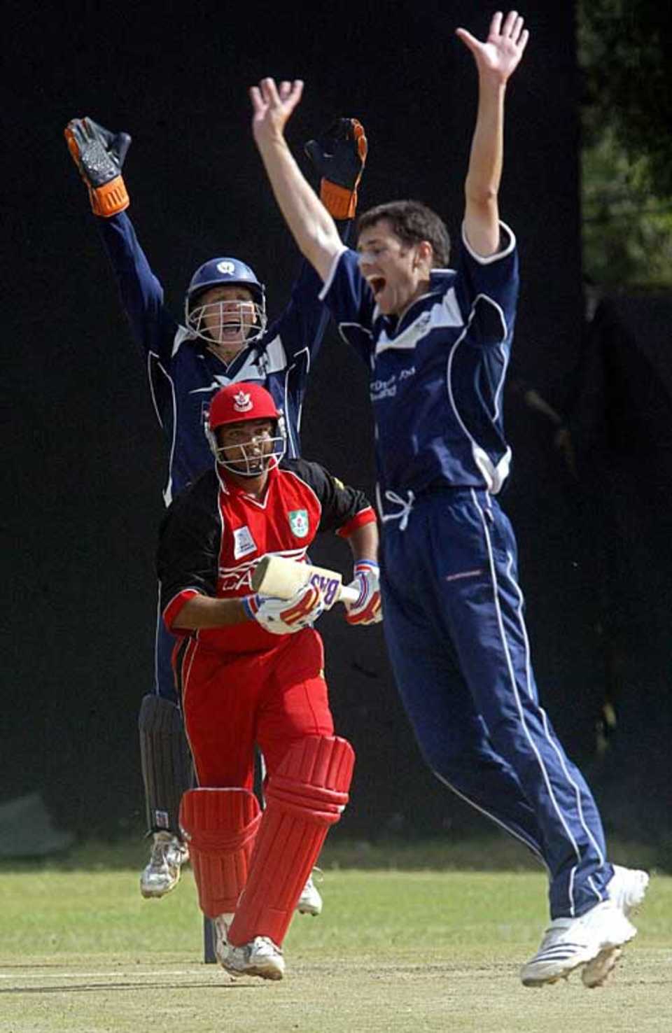 Craig Wright celebrates removing Qaiser Ali, Canada v Scotland, World Cricket League, Ruaraka Sports Club, Nairobi, January 31, 2007