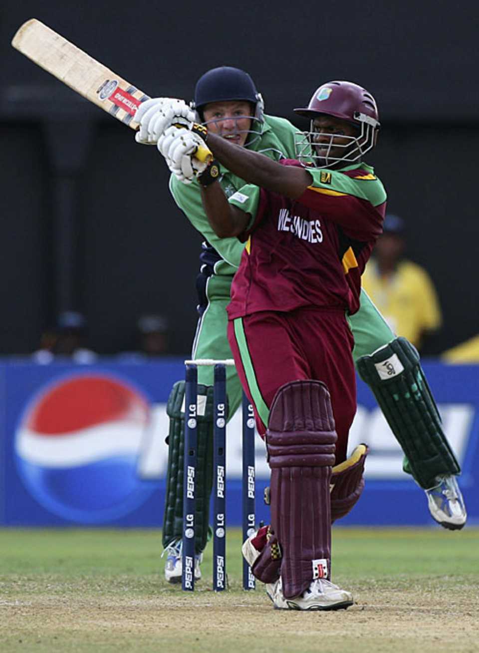 Shivnarine Chanderpaul pulls another four, West Indies v Ireland, Group D, Kingston, March 23, 2007
