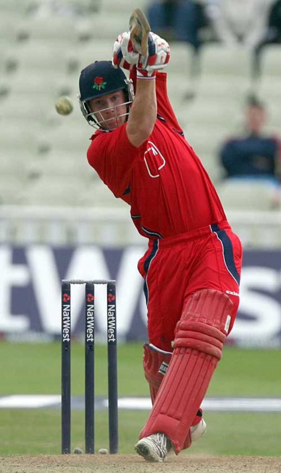 Steven Croft helped Lancashire home with 39