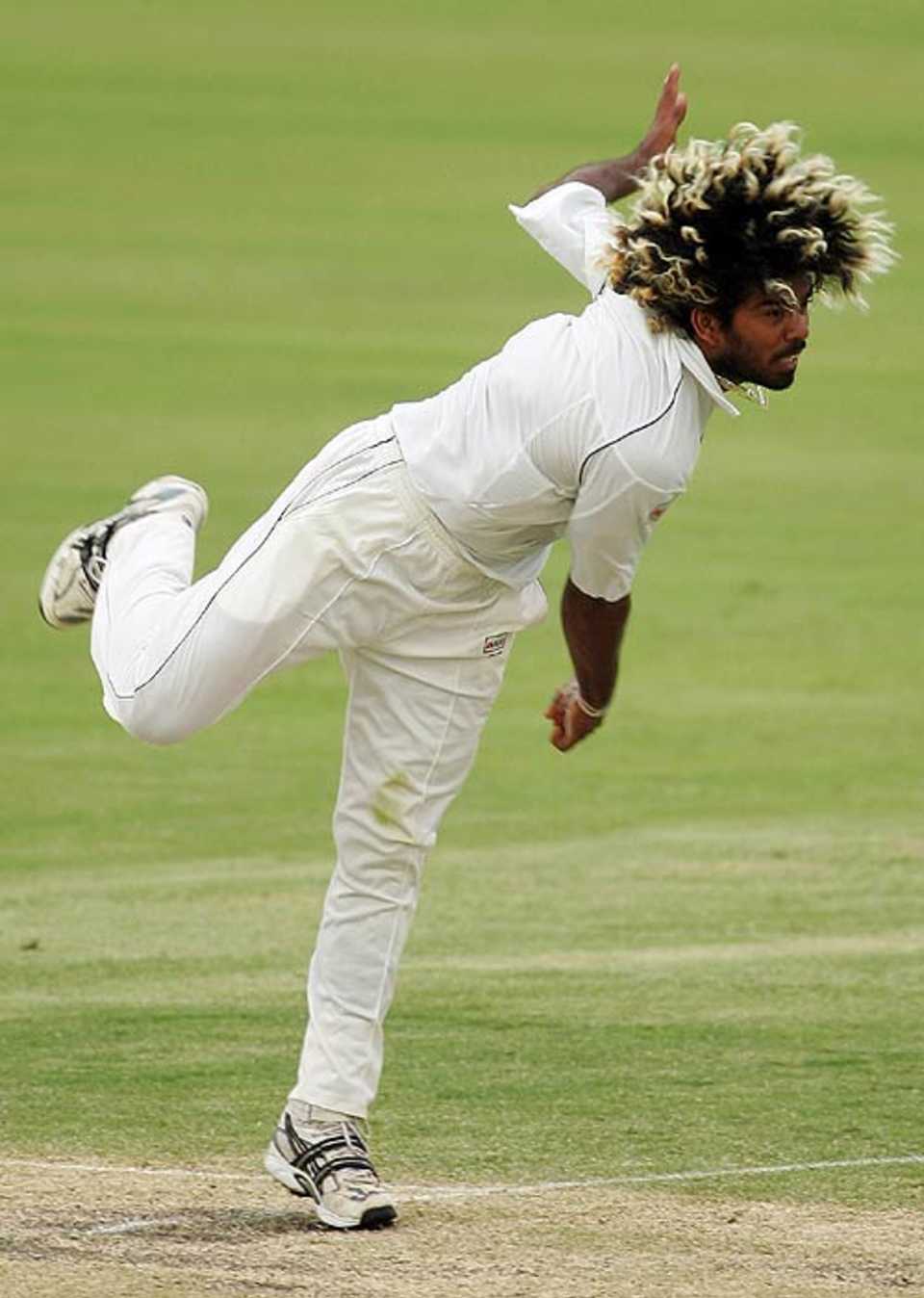 Lasith Malinga sends down a delivery