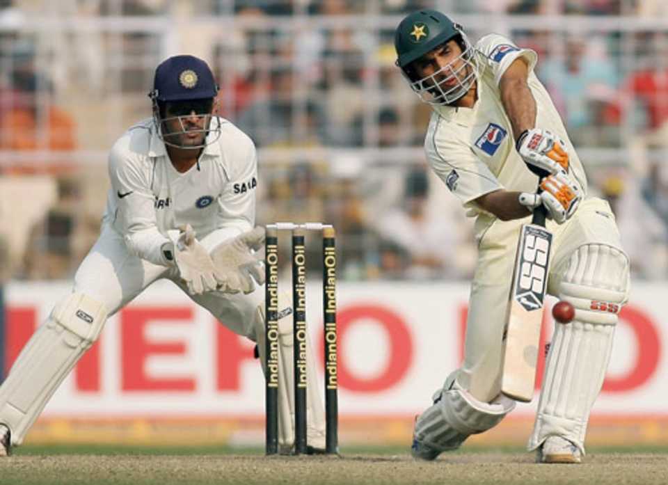 Cricket photo gallery - India vs Pakistan, Pakistan tour of India, 2nd Test Match gallery | ESPNcricinfo.com
