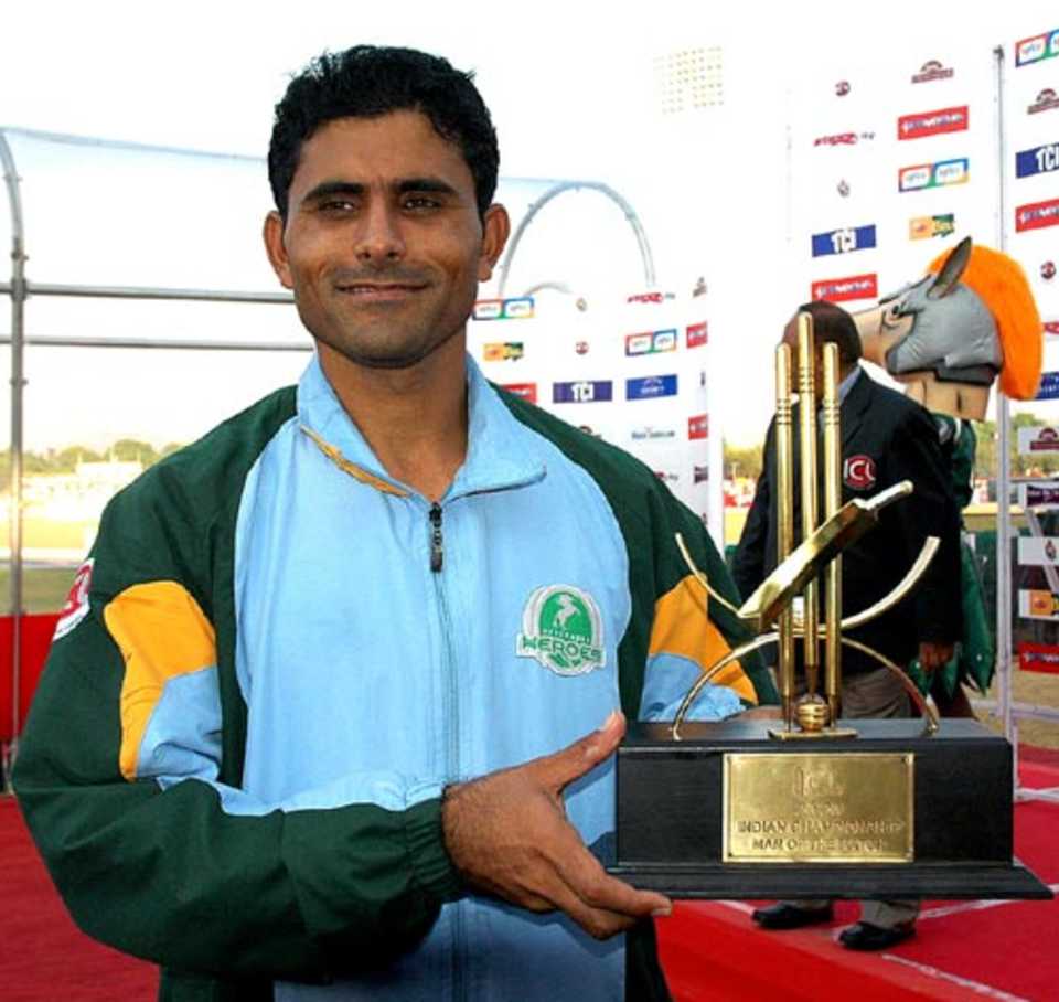 Abdul Razzaq was named Man of the Match for his unbeaten 67, Hyderabad Heroes v Mumbai Champs, Indian Cricket League, Panchkula, December 15, 2007