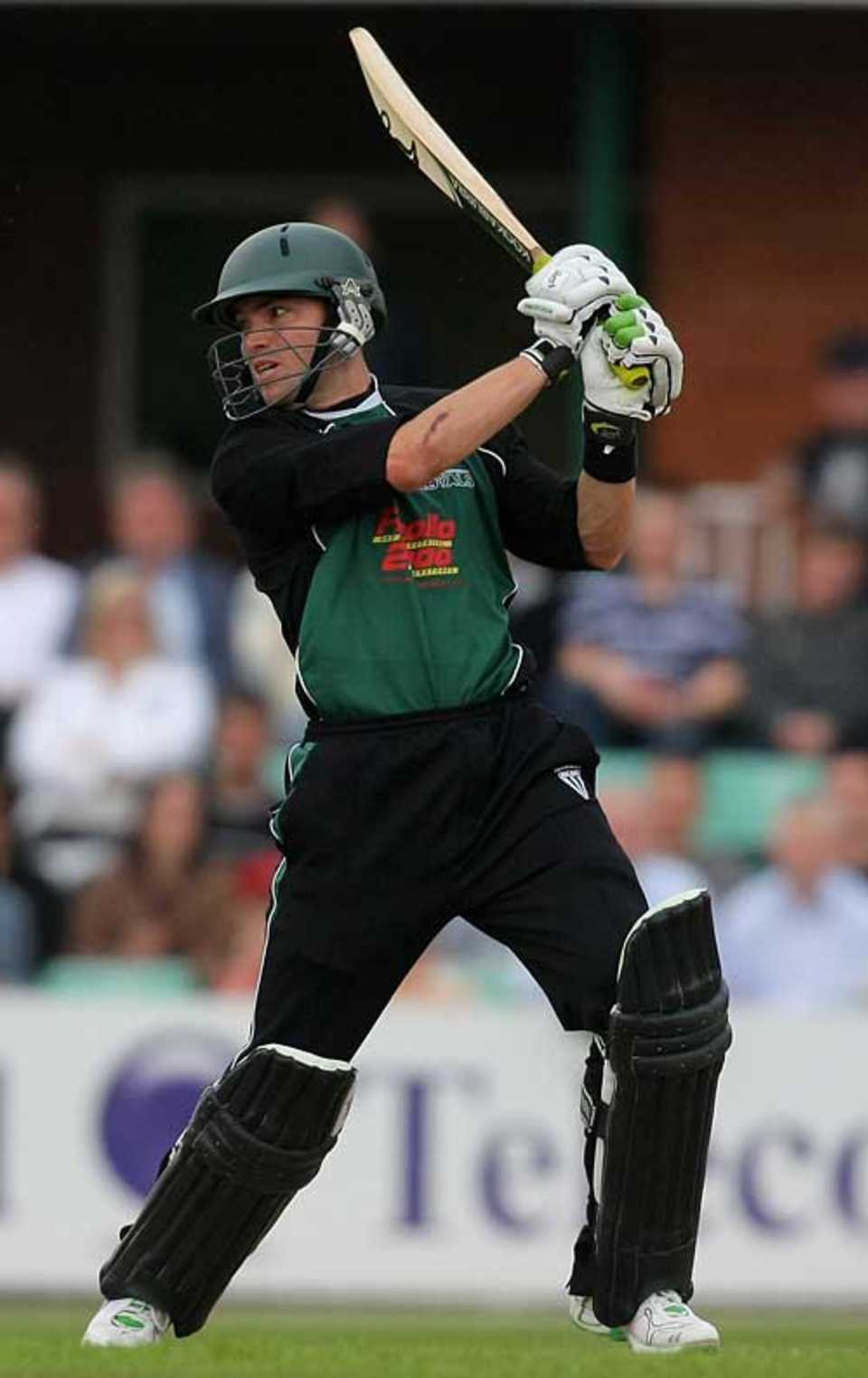 Stephen Moore cuts hard during Worcestershire's chase, Worcestershire v Northamptonshire, Twenty20 Cup, New Road, June 24, 2008