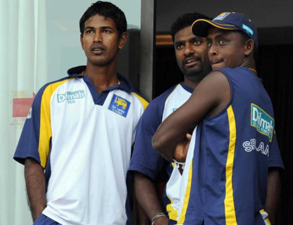 Nuwan Kulasekara, Muttiah Muralitharan and Ajantha Mendis are kept off the field by the unrelenting showers, Sri Lanka v India, 4th ODI, Premadasa Stadium, Colombo, August 26, 2008