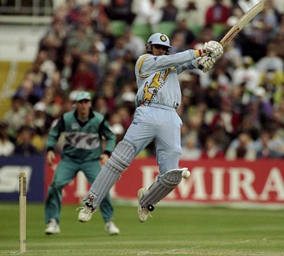 Rahul Dravid rises to the occassion, India v New Zealand, Super Sixes, ICC World Cup, June 12, 1999