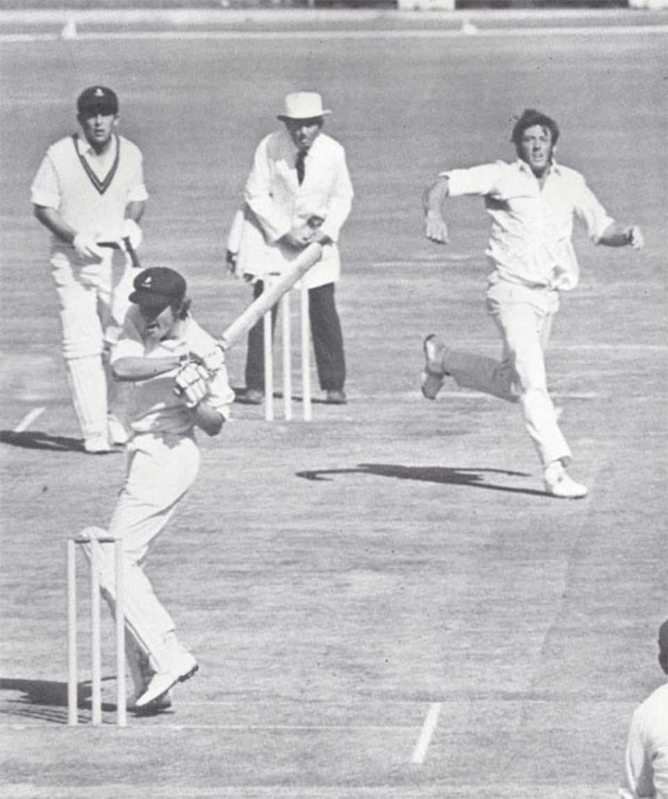 Barry Richards hooks Alan Connolly on his way to a hundred