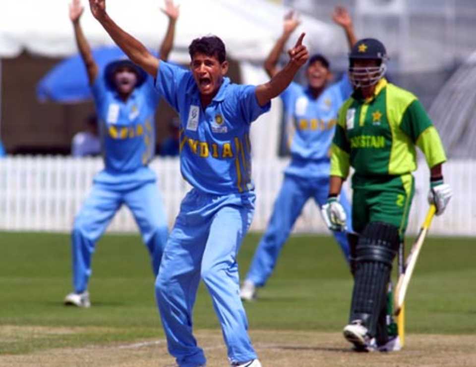 India Under-19 bowler Irfan Pathan successfully appeals for the dismissal of Pakistan Under-19 batsman Khaqan Arsal, lbw for 0. ICC Under-19 World Cup Super League Group 1: India Under-19s v Pakistan Under-19s at Lincoln Green, Lincoln, 31 January 2002.