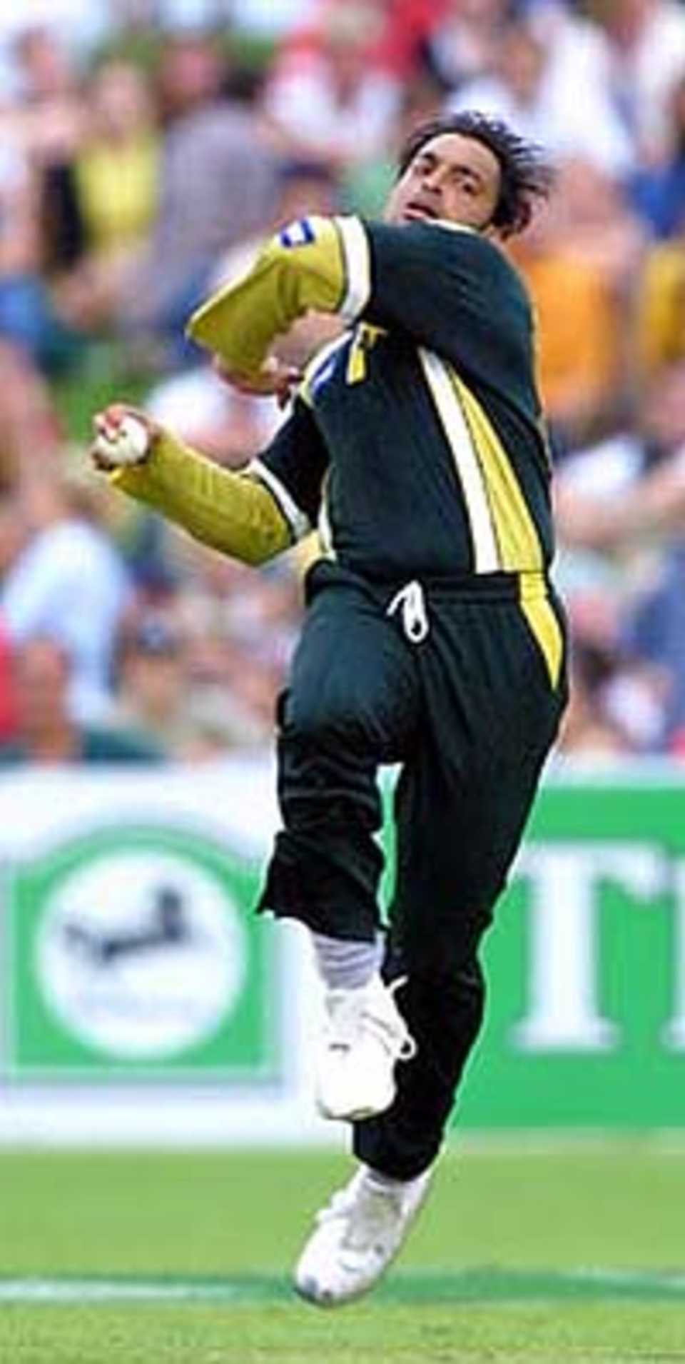 Akhtar bowling against New Zealand in the second ODI of the series , Napier, 21 February 2001