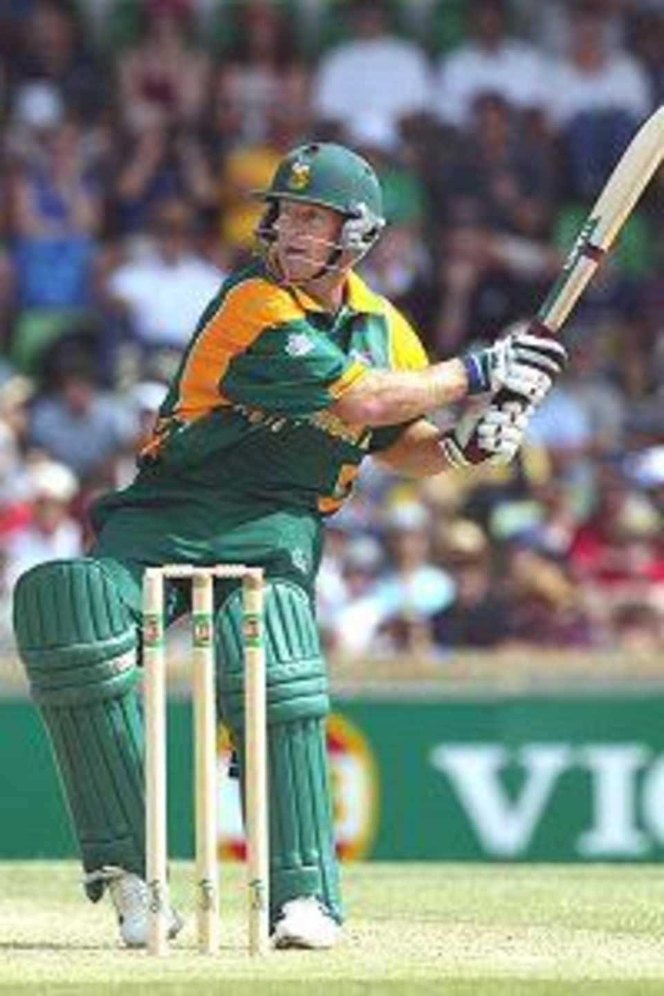 1 Feb 2002: Jonty Rhodes of South Africa hooks, during the VB Series One Day International between South Africa and New Zealand, played a the WACA Ground, Perth, Australia.