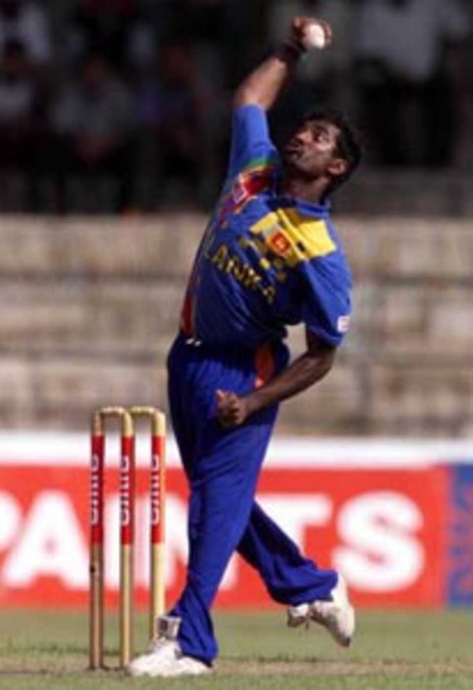 Muttiah Muralitharan bowling, India v Sri Lanka, Aiwa Cup, 1999/00