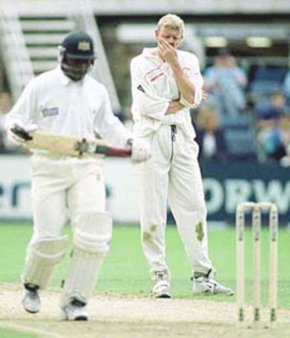 Martin showing his disappointment as Alleyne edges the ball to the fence, NatWest Trophy, 2000, 2nd Semi Final, Gloucestershire v Lancashire, The Royal & Sun Alliance County Ground, Bristol, 13 August 2000.