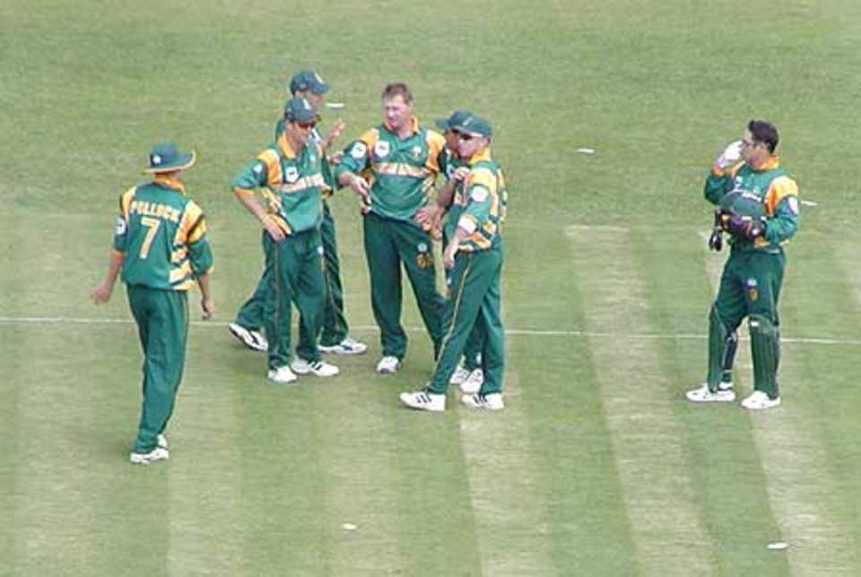 South Africa team celebrates a wicket