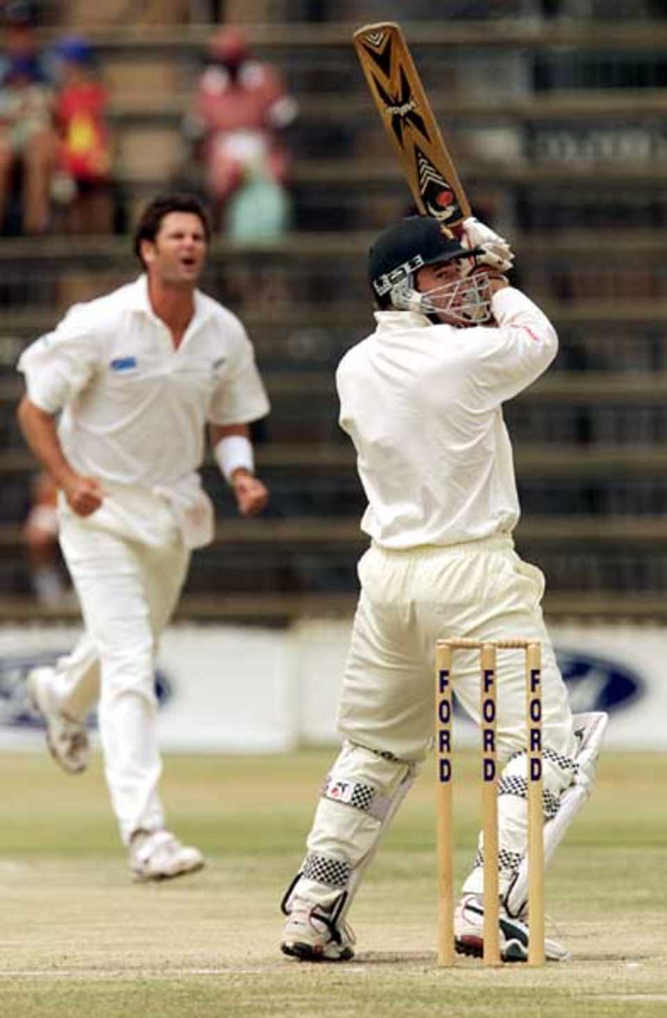 Whittall cuts during his 188*, 5th day, 2nd Test, Zimbabwe v New Zealand, Sep 23 2000