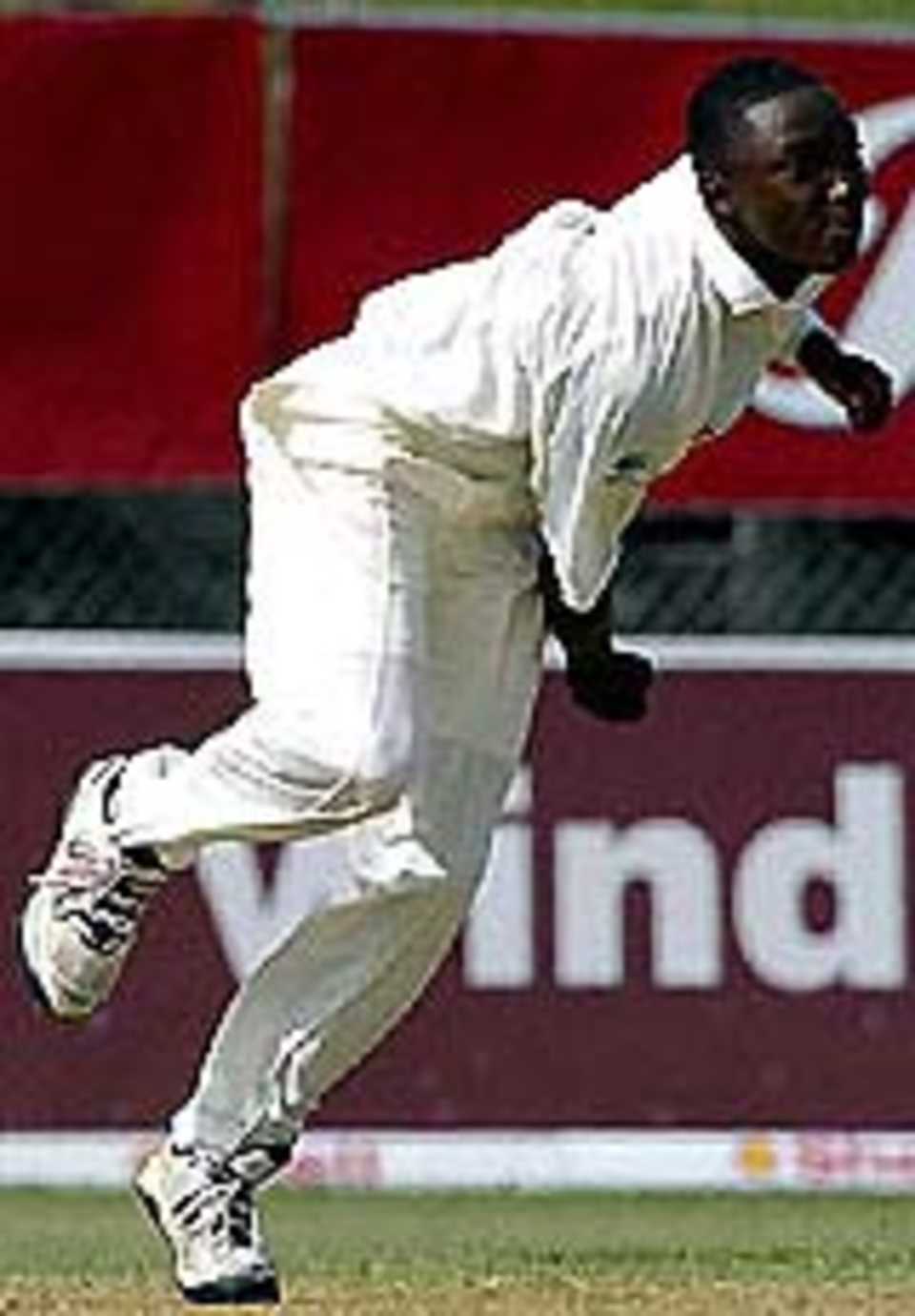 Fidel Edwards bowls on debut, West Indies v Sri Lanka, 2nd Test, Sabina Park, June 27 2003