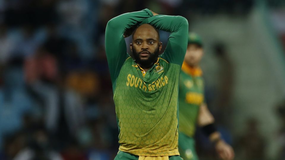 Temba Bavuma reacts during play, India vs South Africa, 1st ODI, Lucknow, October 6, 2022
