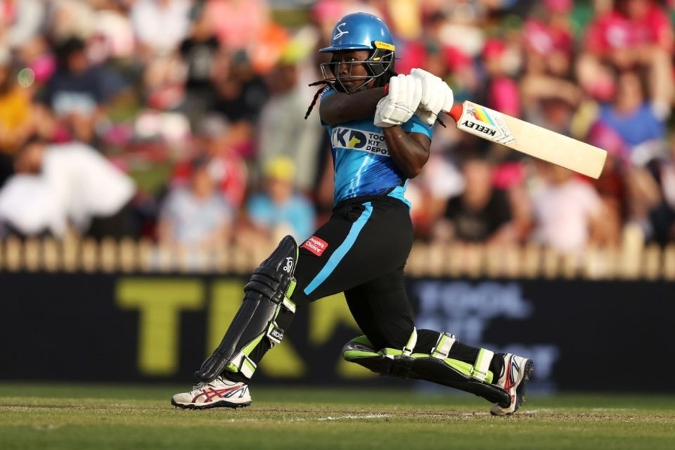 Deandra Dottin provided the innings the late surge, Adelaide Strikers vs Sydney Sixers, WBBL final, Sydney, November 26, 2022