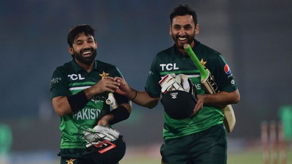 Mohammad Rizwan and Agha Salman are all smiles after Pakistan got over the line by six wickets, Pakistan vs New Zealand, 1st ODI, Karachi, January 9, 2023 