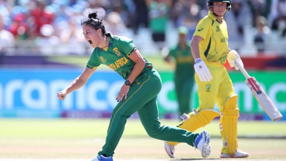Marizanne Kapp dismissed Alyssa Healy