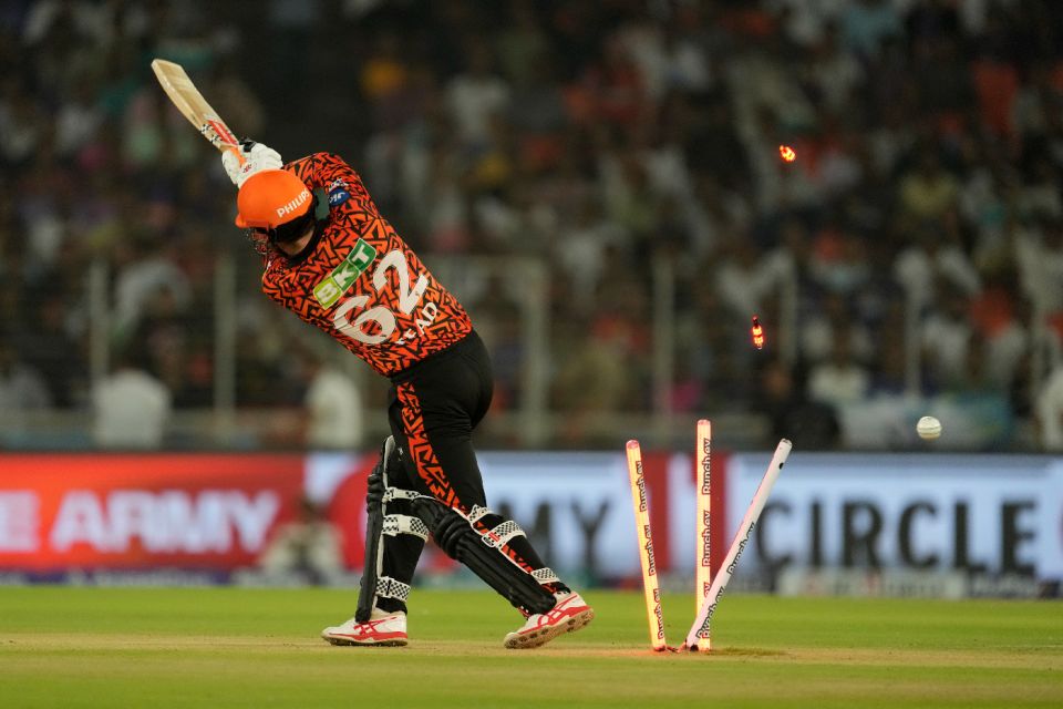 Travis Head had his stumps cleaned up second ball, bagging his second duck in a row, Kolkata Knight Riders vs Sunrisers Hyderabad, Qualifier 1, IPL 2024, Ahmedabad, May 21, 2024