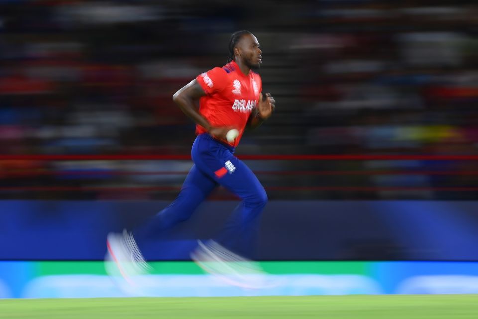 Jofra Archer runs in to bowl, West Indies vs England, T20 World Cup 2024, Super Eight, Gros Islet, June 19, 2024