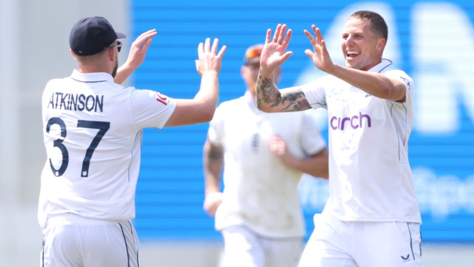 Brydon Carse claimed the key wicket of Devon Conway, New Zealand vs England, 1st Men's Test, 3rd day, Christchurch, November 30, 2024