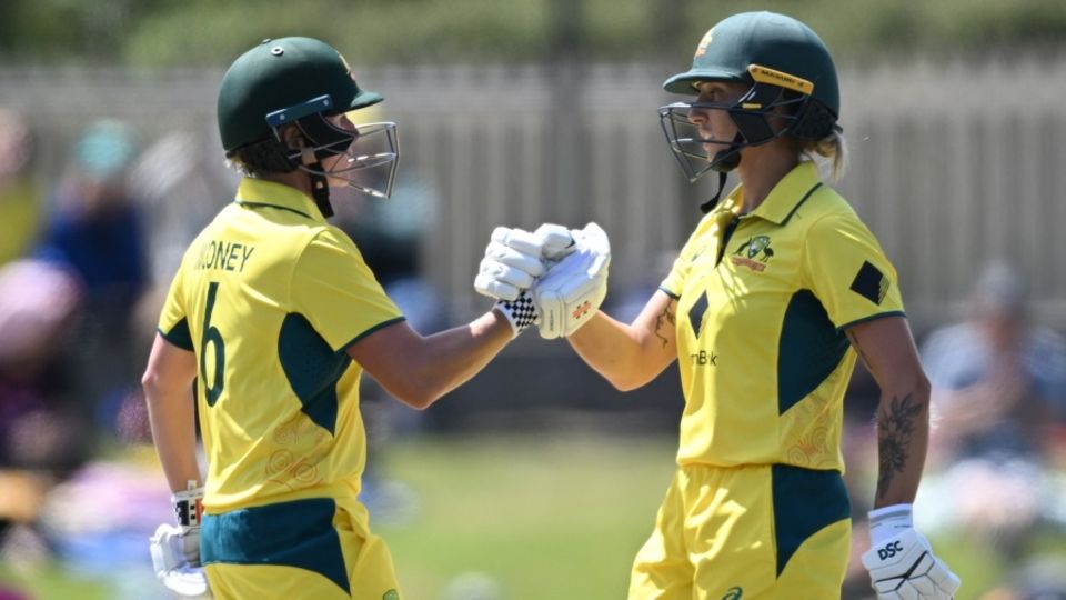 Beth Mooney and Ashleigh Gardner added 95 for the fifth wicket, Australia vs England, 3rd ODI, Women's Ashes, Hobart, January 17, 2025