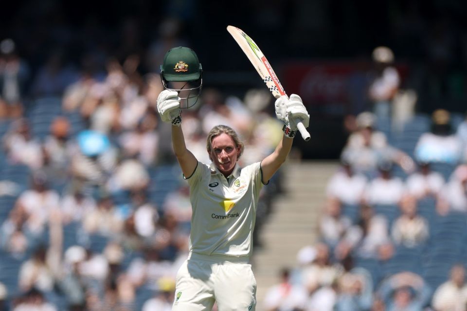 Beth Mooney became the fourth women to score a century in all three forms, Australia vs England, Women's Ashes, only Test, 2nd day, Melbourne, February 1, 2025