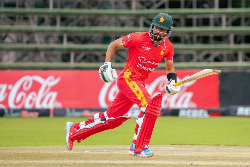 Sikandar Raza sets off, Zimbabwe vs Ireland, 2nd ODI, Harare, February 16, 2025